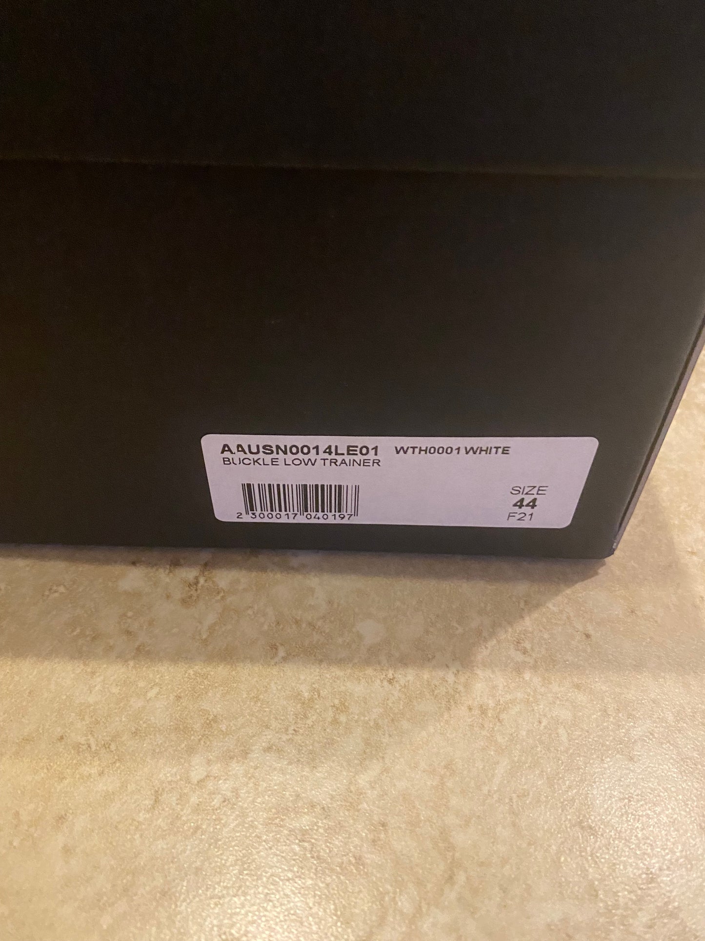 1017 Alyx 9SM Buckle Low top shoes