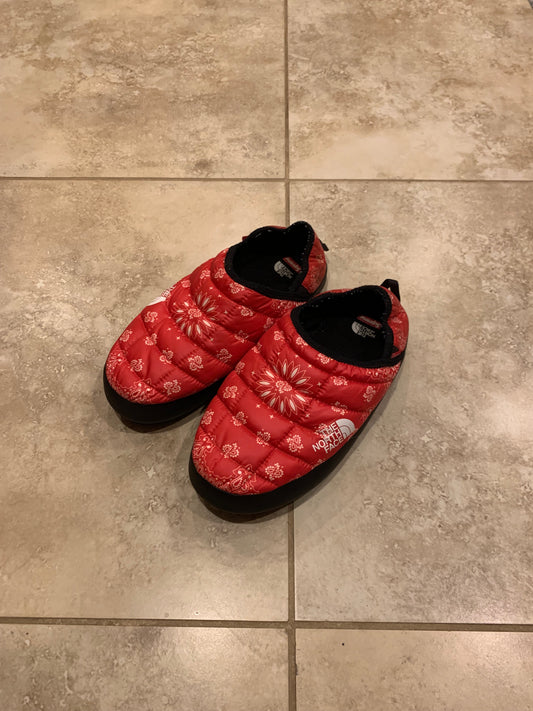 Supreme The North Face mules