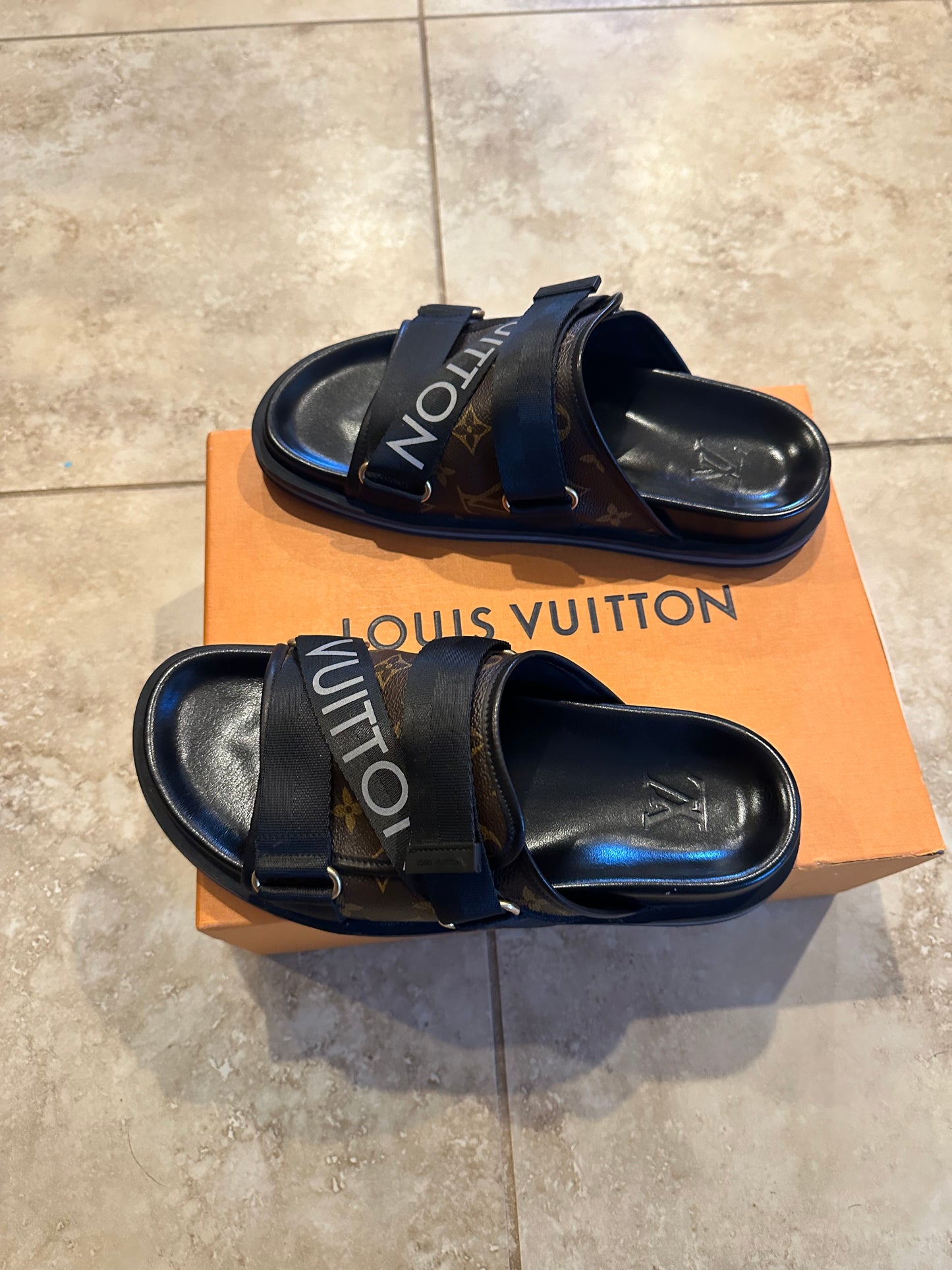 Louis Vuitton Reflective Honolulu Mule Slides