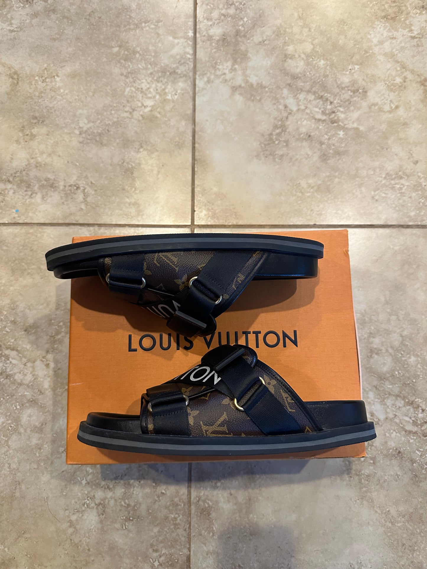 Louis Vuitton Reflective Honolulu Mule Slides