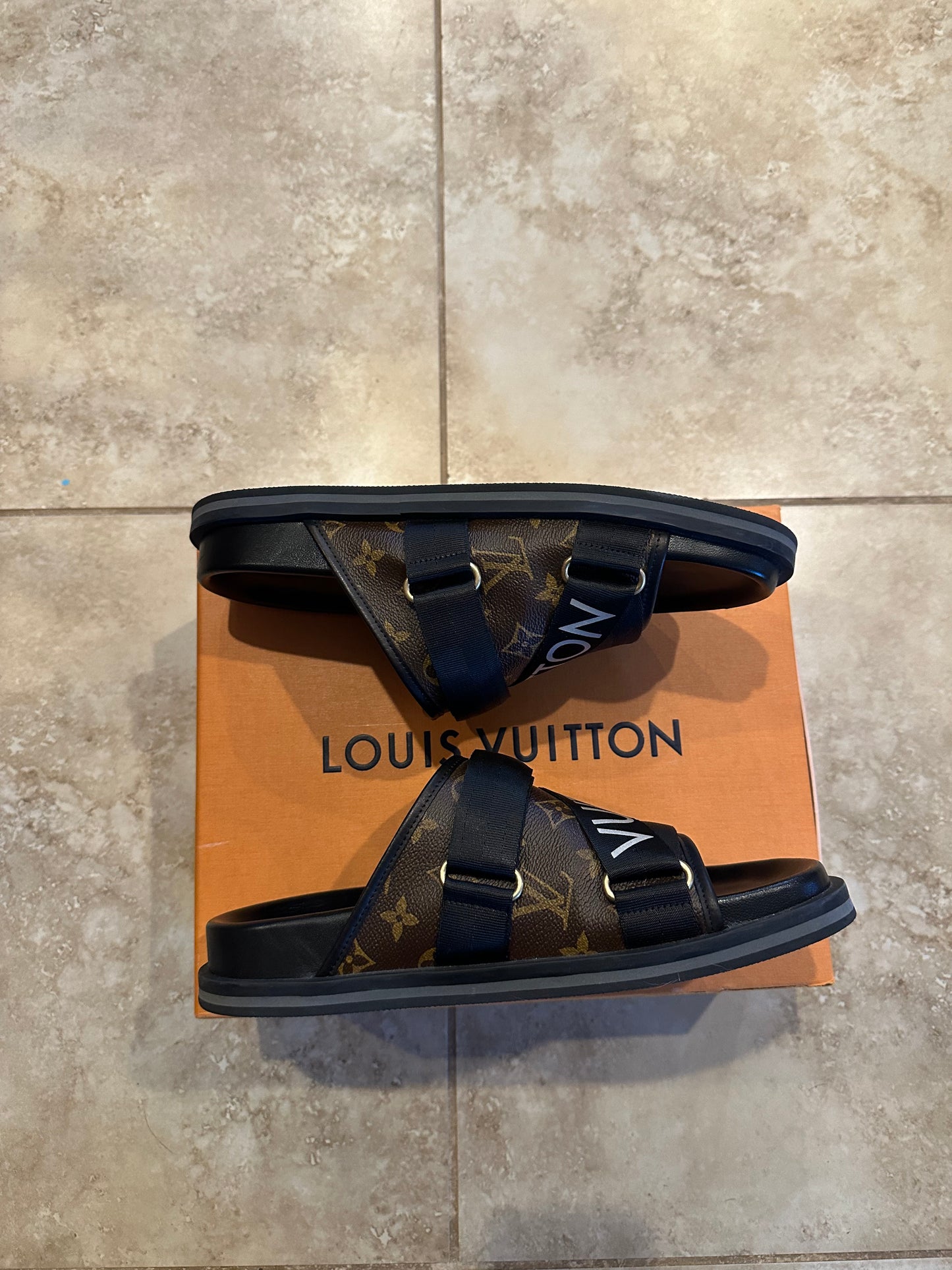 Louis Vuitton Reflective Honolulu Mule Slides