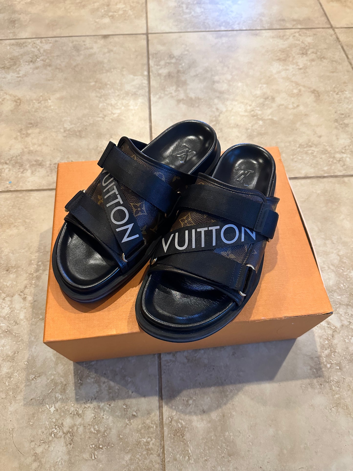 Louis Vuitton Reflective Honolulu Mule Slides