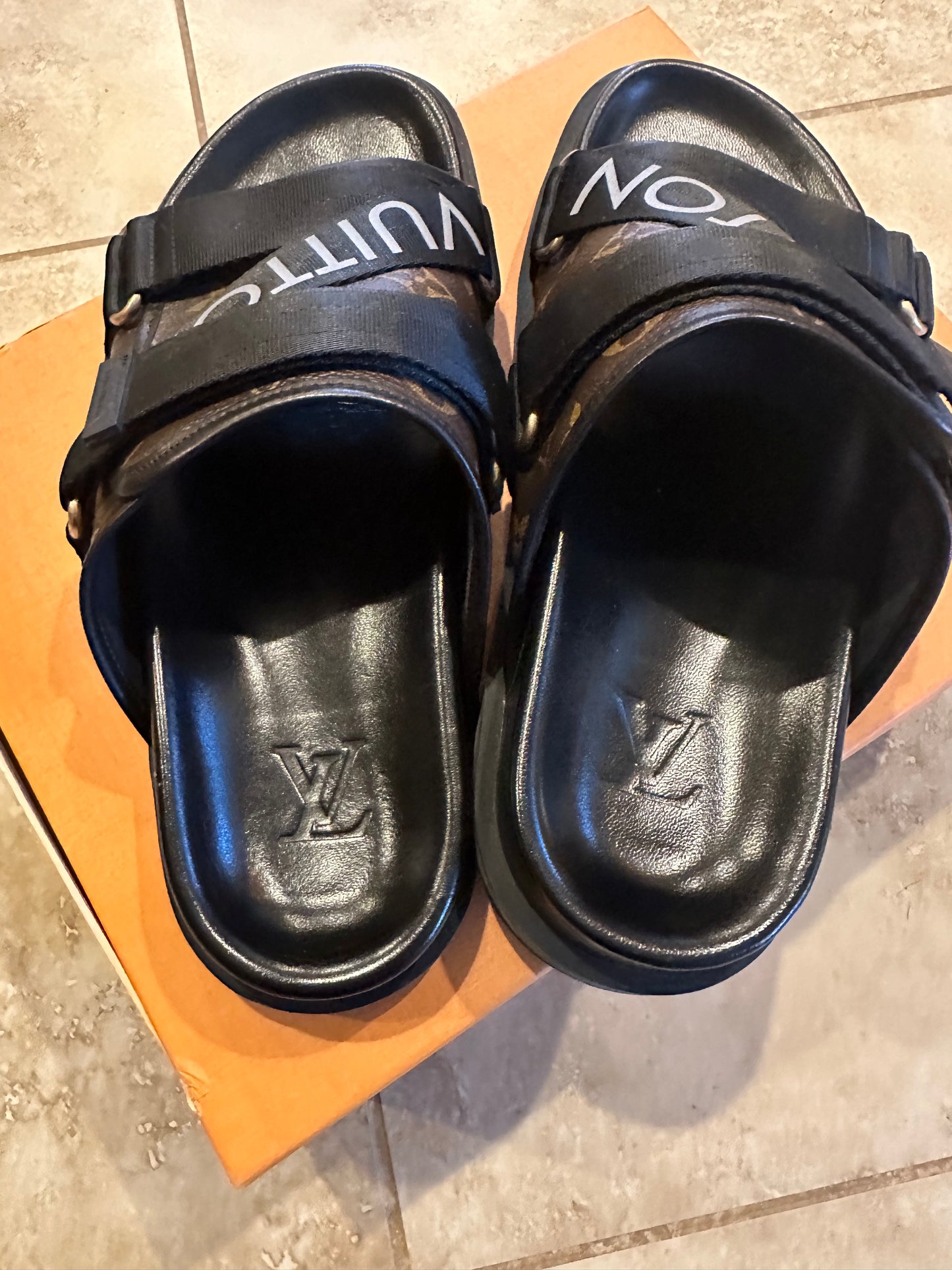 Louis Vuitton Reflective Honolulu Mule Slides