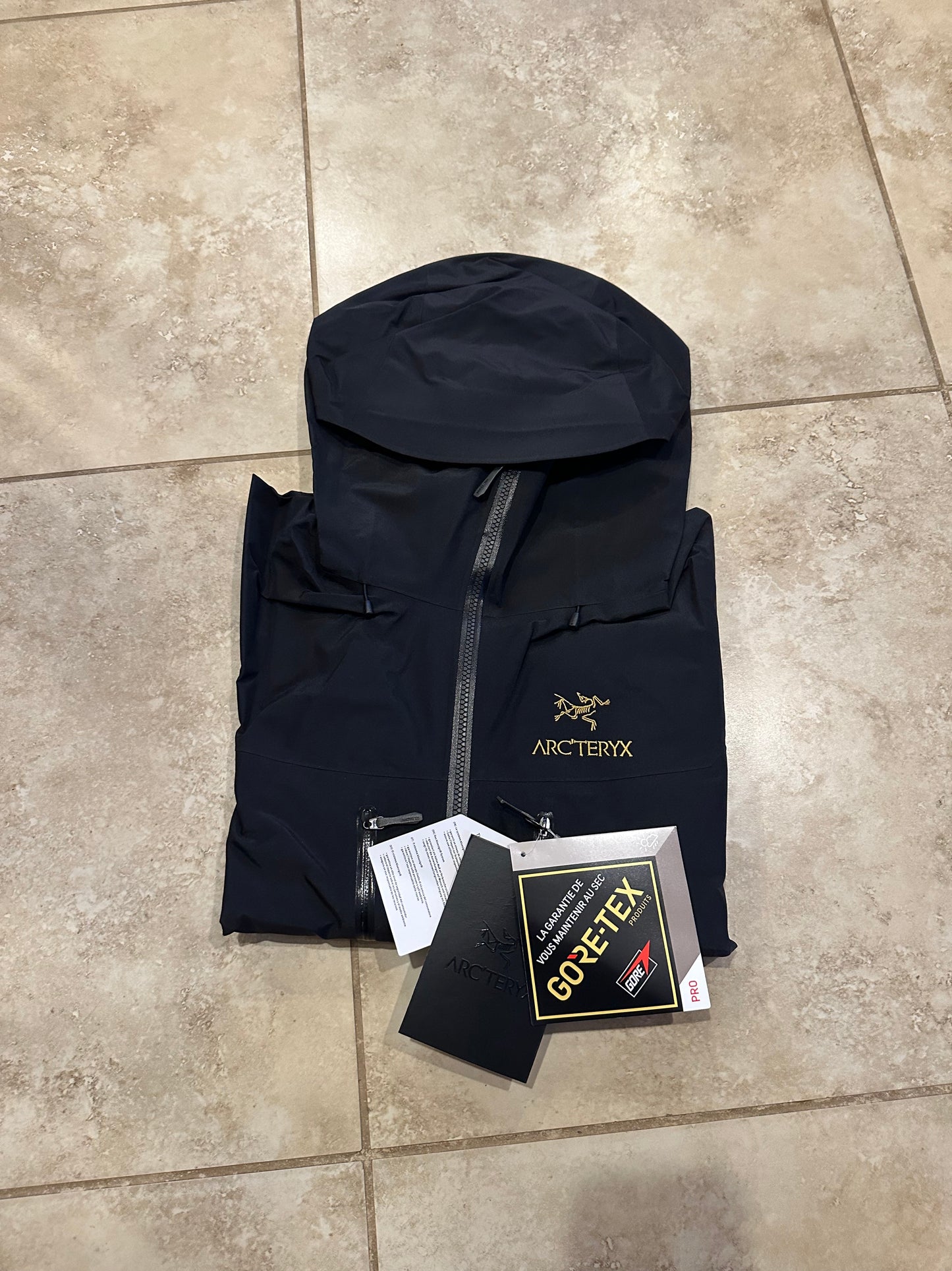 Arc'teryx Alpha SV Jacket