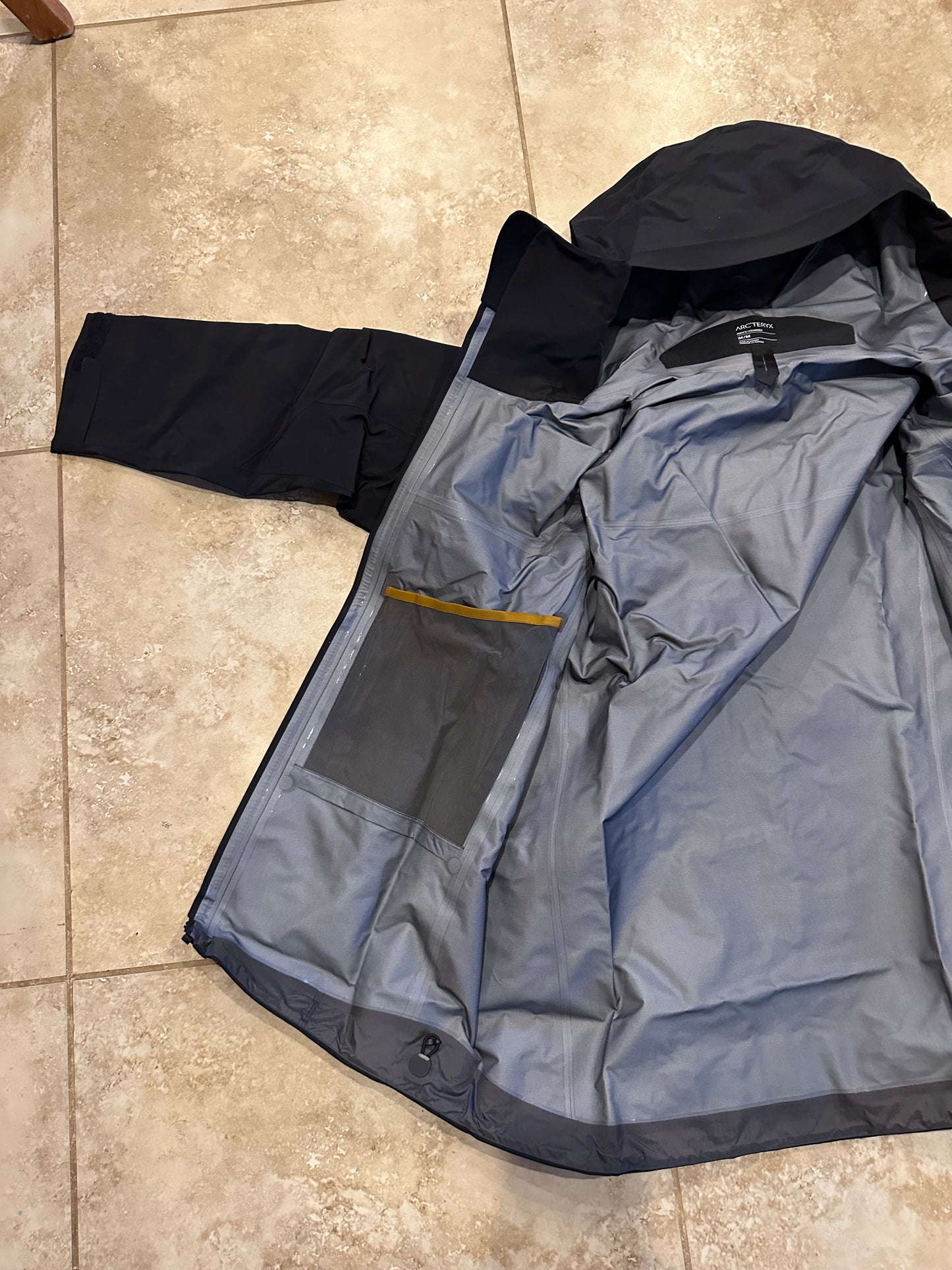 Arc'teryx Alpha SV Jacket