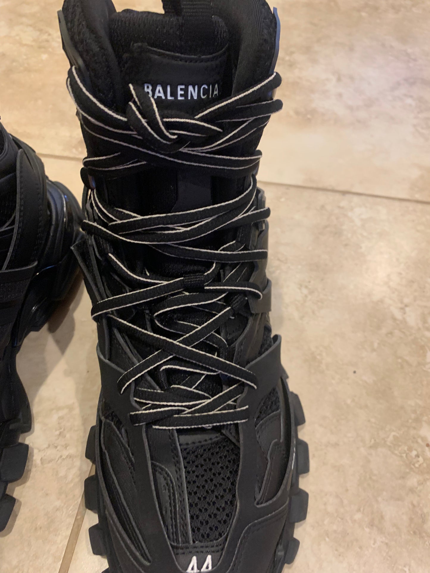 Balennciaga Hightop Track Hike Shoes