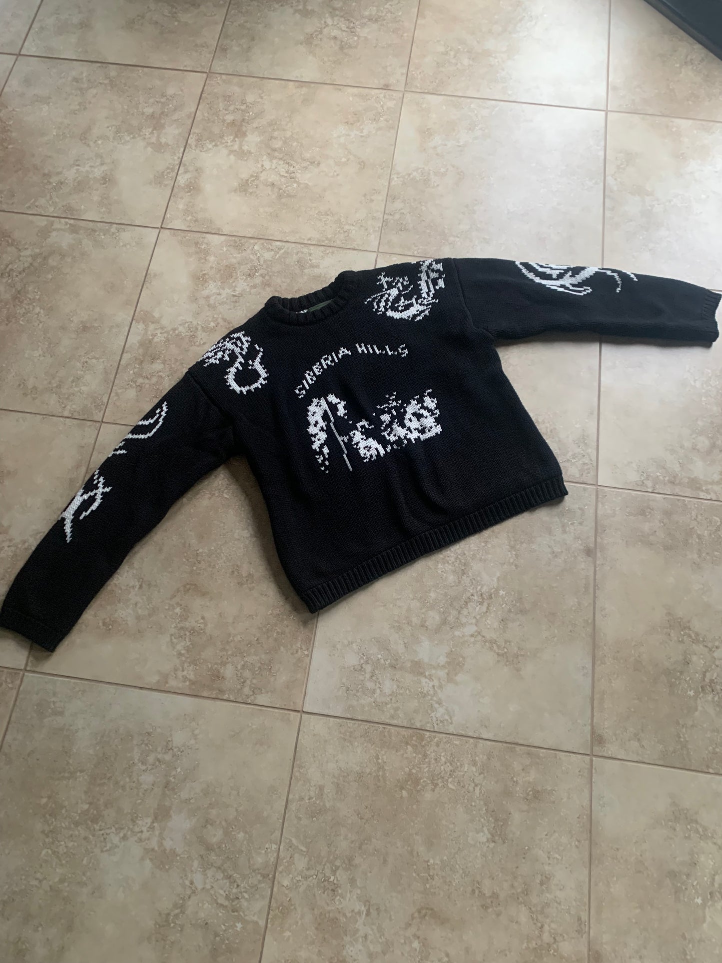 Siberia Hills Tribal Crewneck